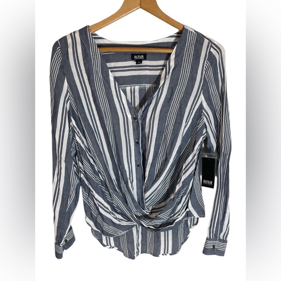 C10- Women’s a.n.a Medium Stripe New NWT Shirt Top Blouse - Picture 1 of 3